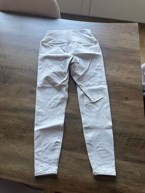 ALO Yoga White High-Waist Leggings